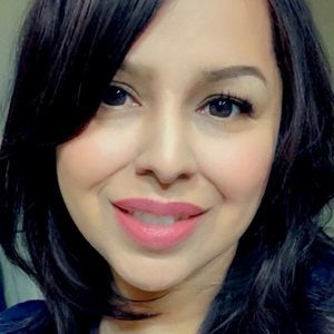 Meet your Posher, Roxanne